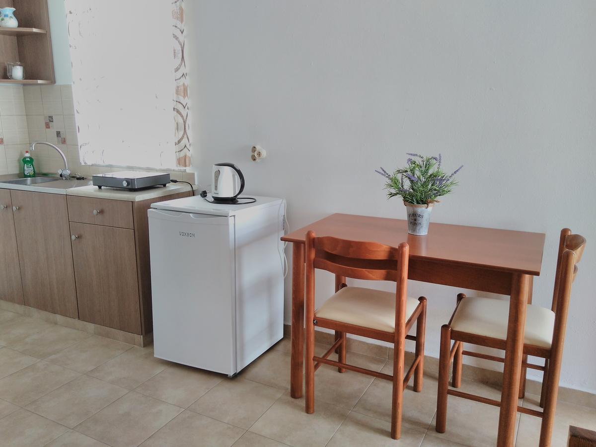 Maria Studios And Apartments Хараки Экстерьер фото